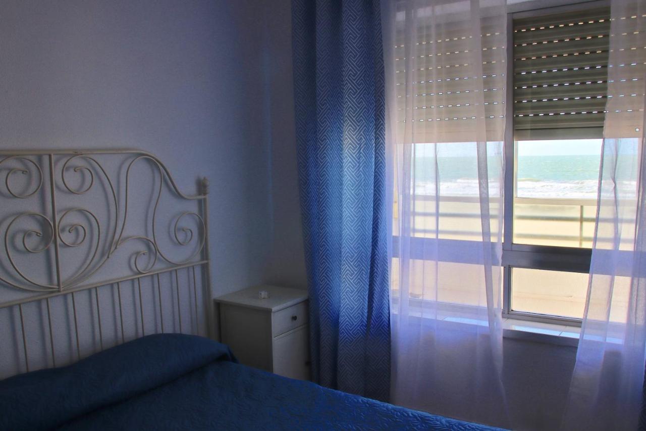 Aranpe Playa Cadiz Apartment Bagian luar foto